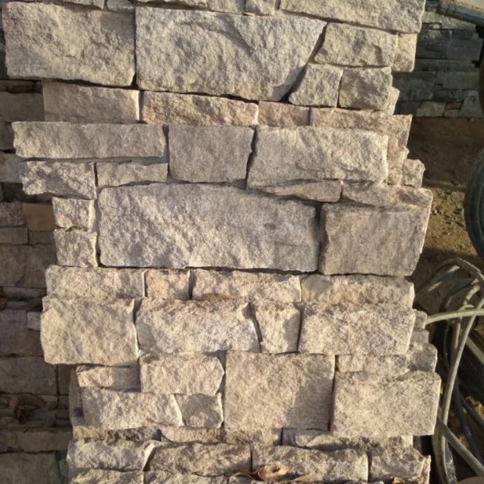 Beige quartz cultured stone.jpg