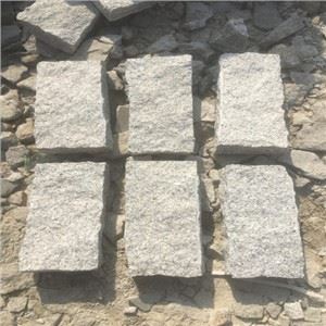 G603 Naturali Split Cube Stone Paving Setts