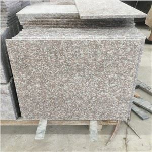 G687 Madum tal-Granit Roża